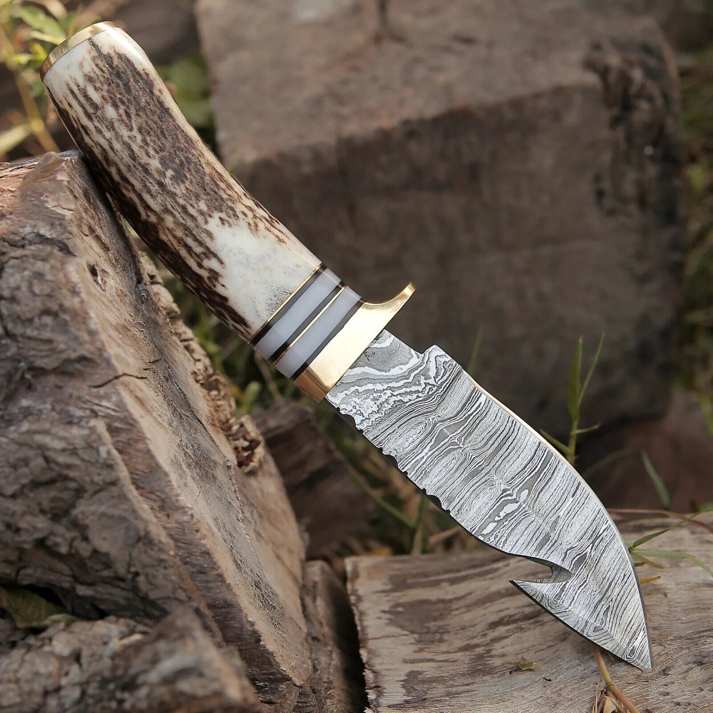 Custom Handmade Damascus Steel Guthook Skinning Knife – 9" Stag Horn & Brass Guard with Leather Sheath