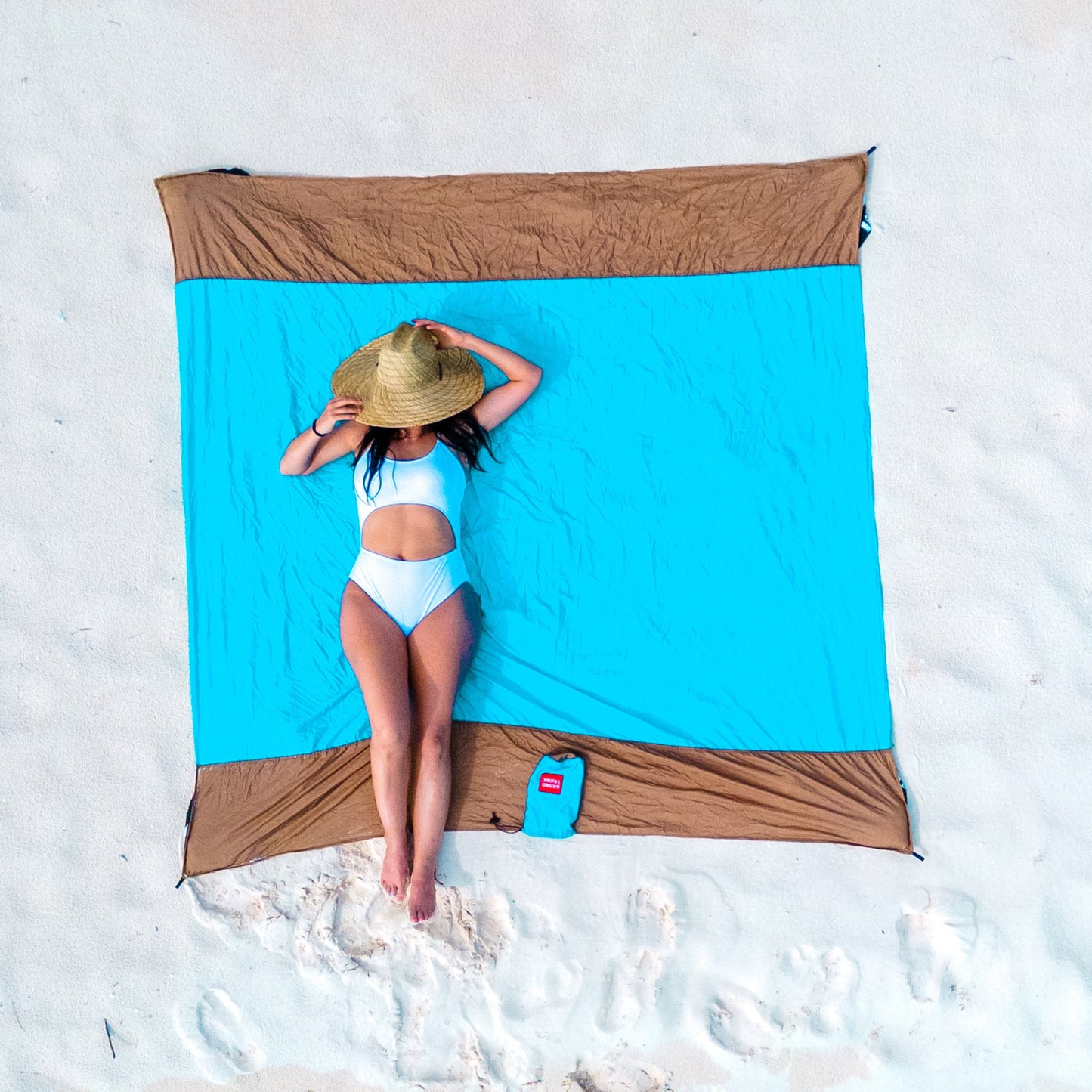 Grand Trunk Parasheet® Beach Blanket