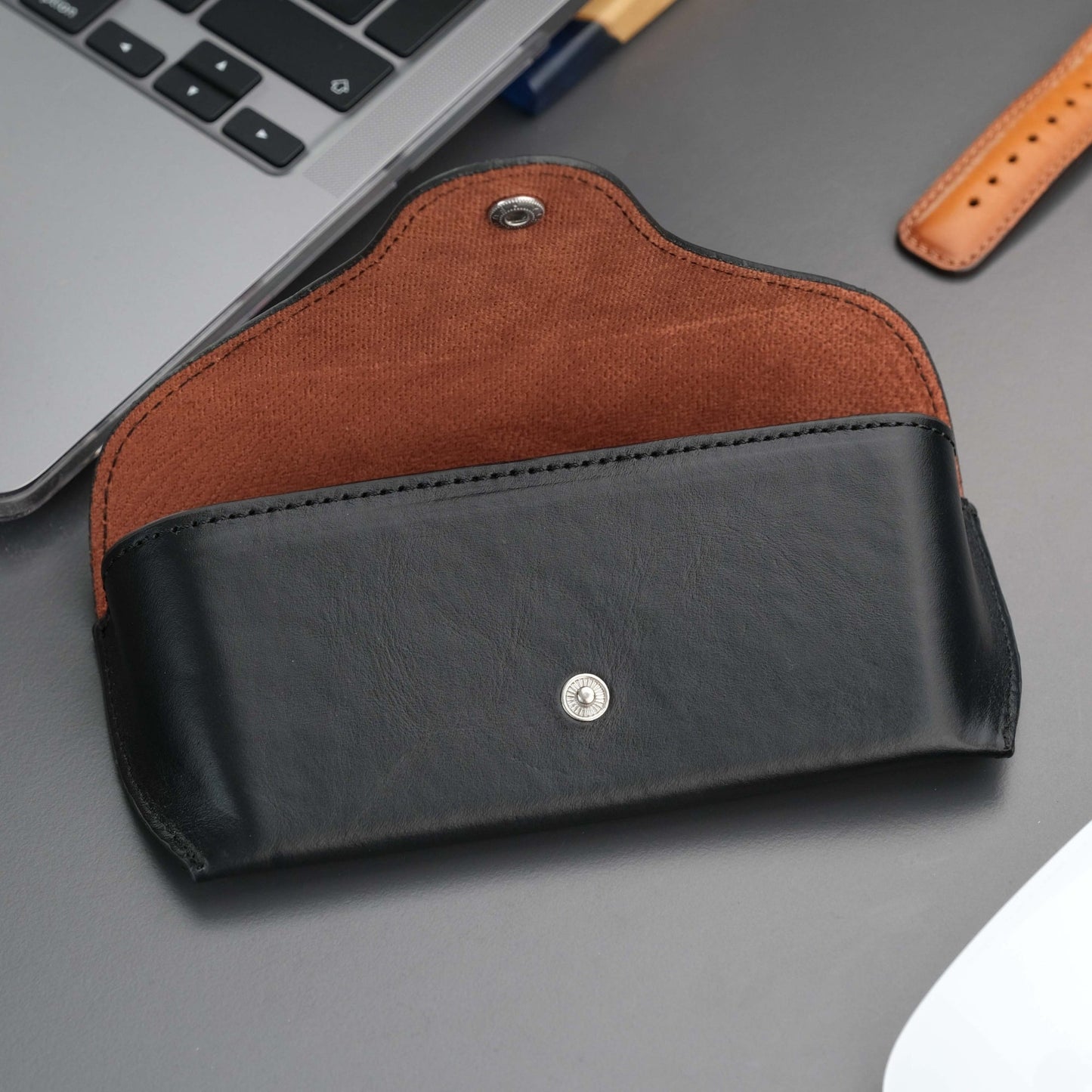 Rochester Full-Grain Leather Eyeglass Case