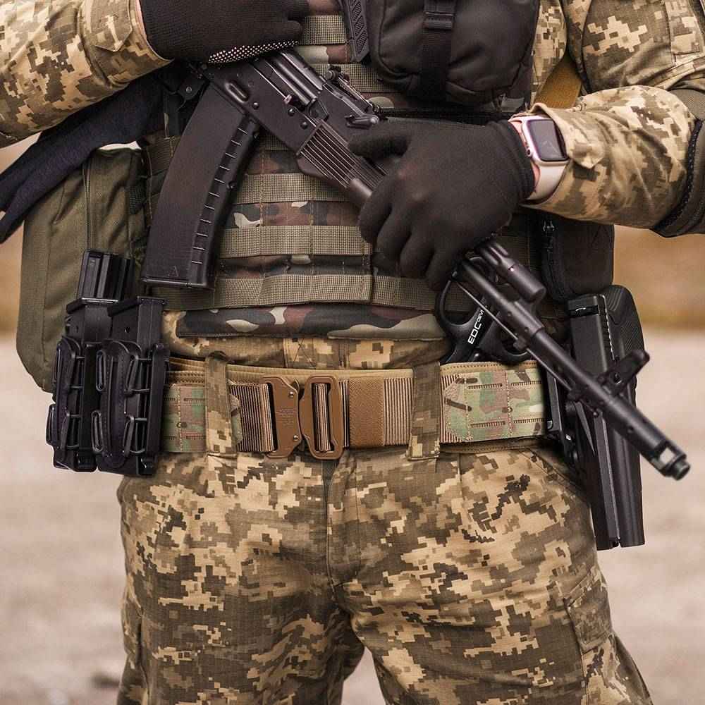Tactical MOLLE Battle Belt with Quick Release Buckle for Versatile Gear Carrying
