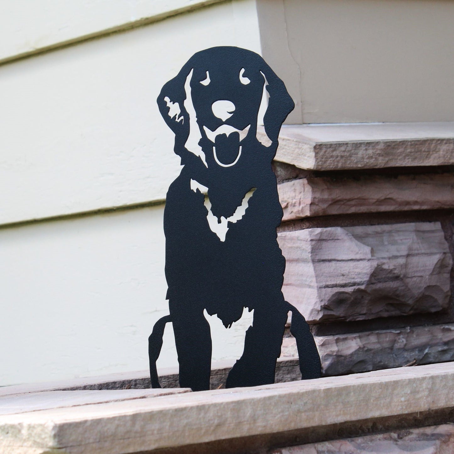 Golden Retriever Sitting Metal Art – Handcrafted Dog Décor