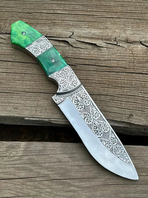 Hand-Engraved Hunting Knife-0320