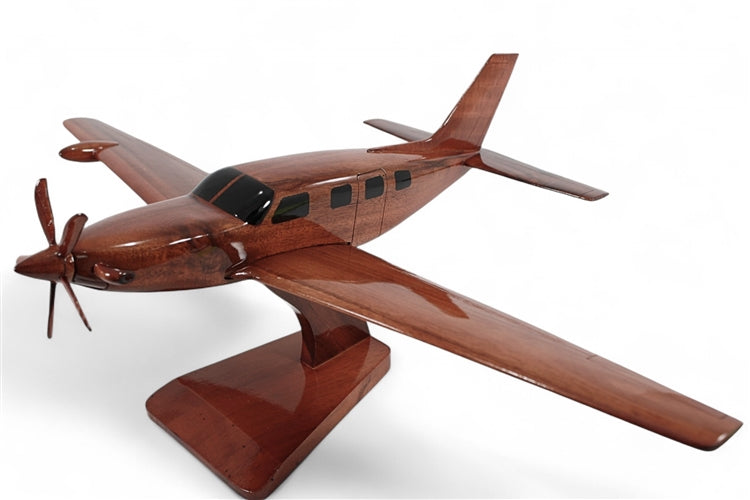 Piper M600