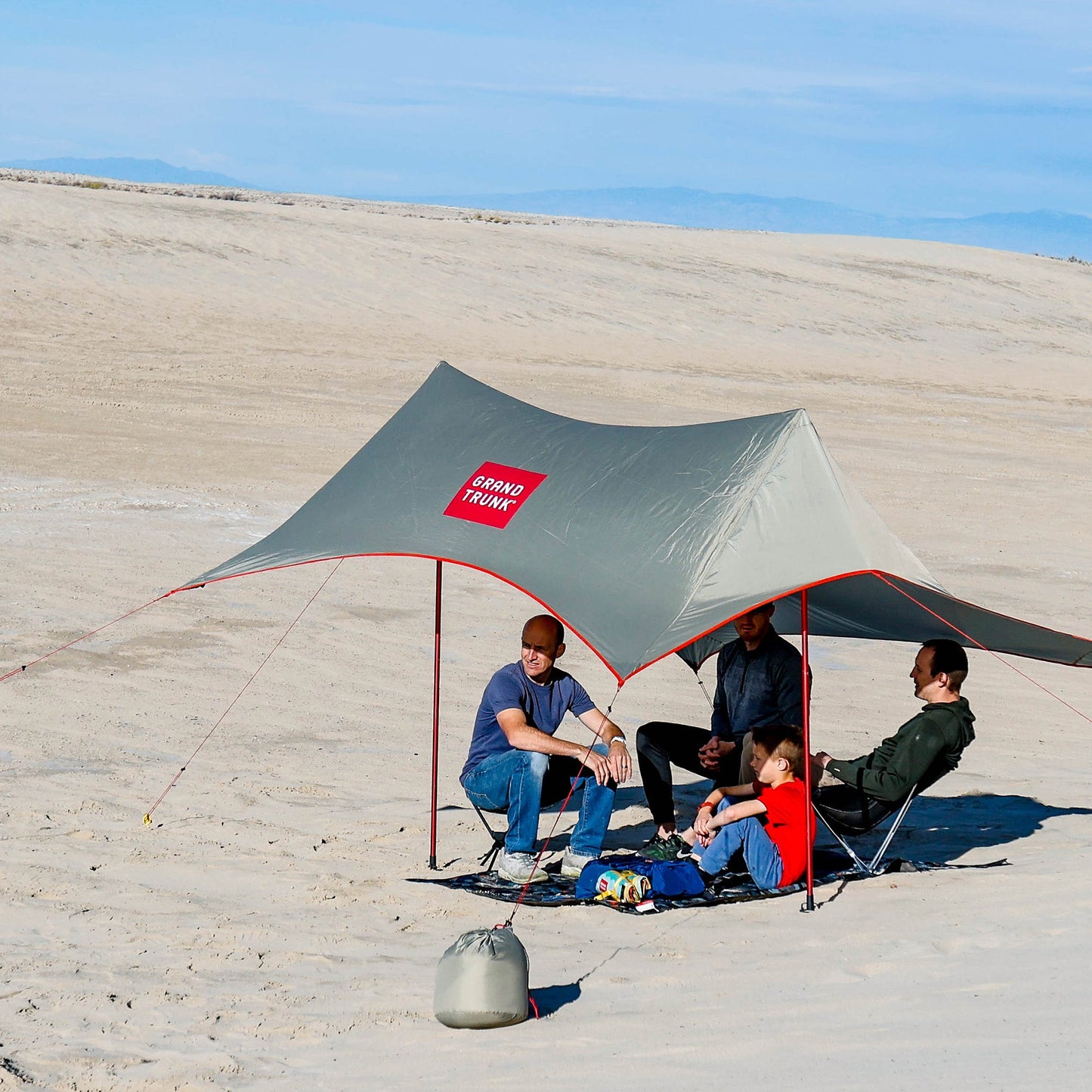 Grand Trunk ShadeCaster 4 Person Sunshade
