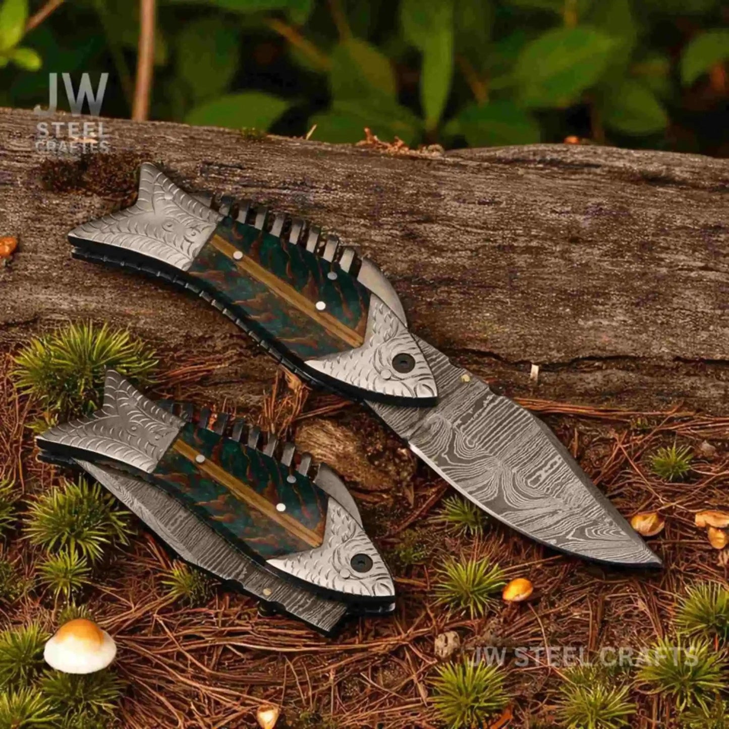 Handmade Damascus Folding Knife with Green Pinecone Resin Handle