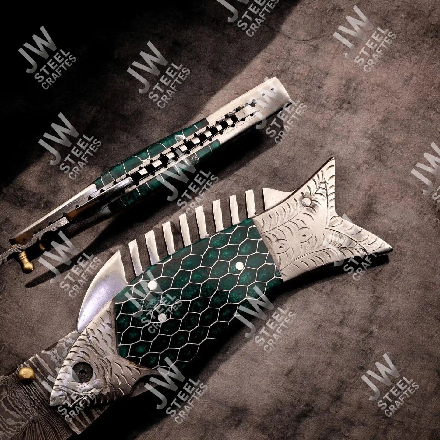 Handmade Damascus Steel Folding Knife – Green Honeycomb Handle